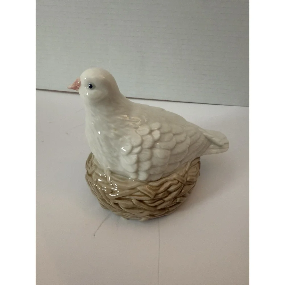 Vintage Heritage House Porcelain Bird Music Box Floral Grandma Cottage Core